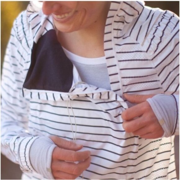 Lululemon Run In The Rain Jacket Quiet Stripe White Deep Indigo Sz 4 - Picture 12 of 15